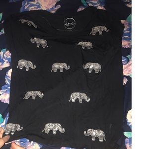 A elephant print Shirt
